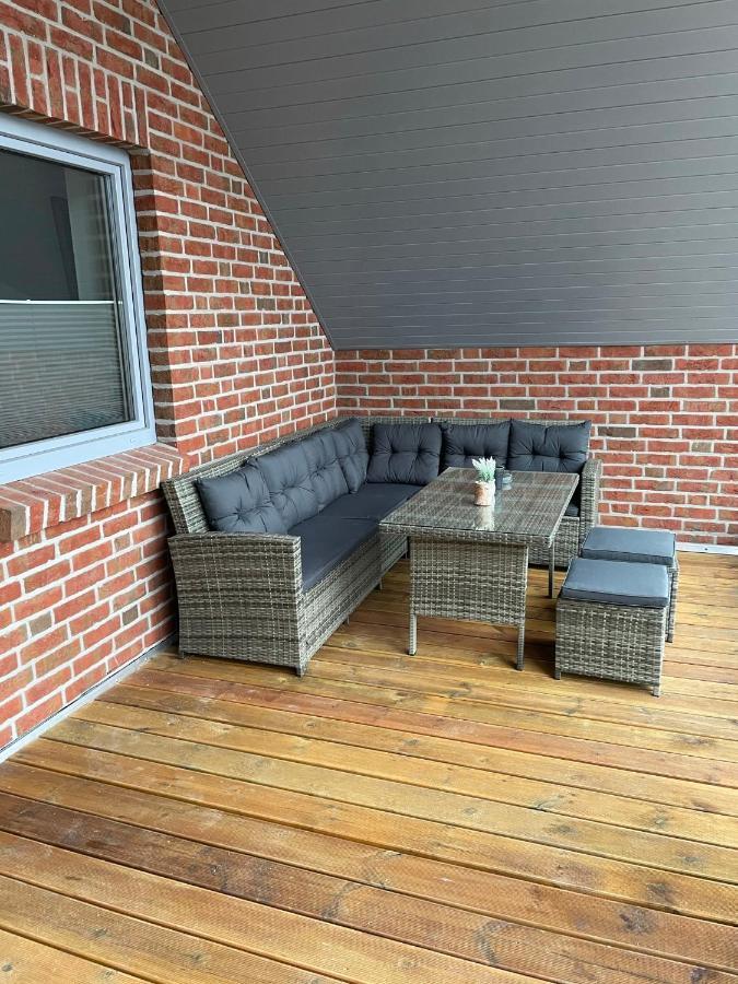 Jahn Apartment *