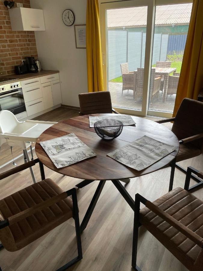 Jahn Apartment