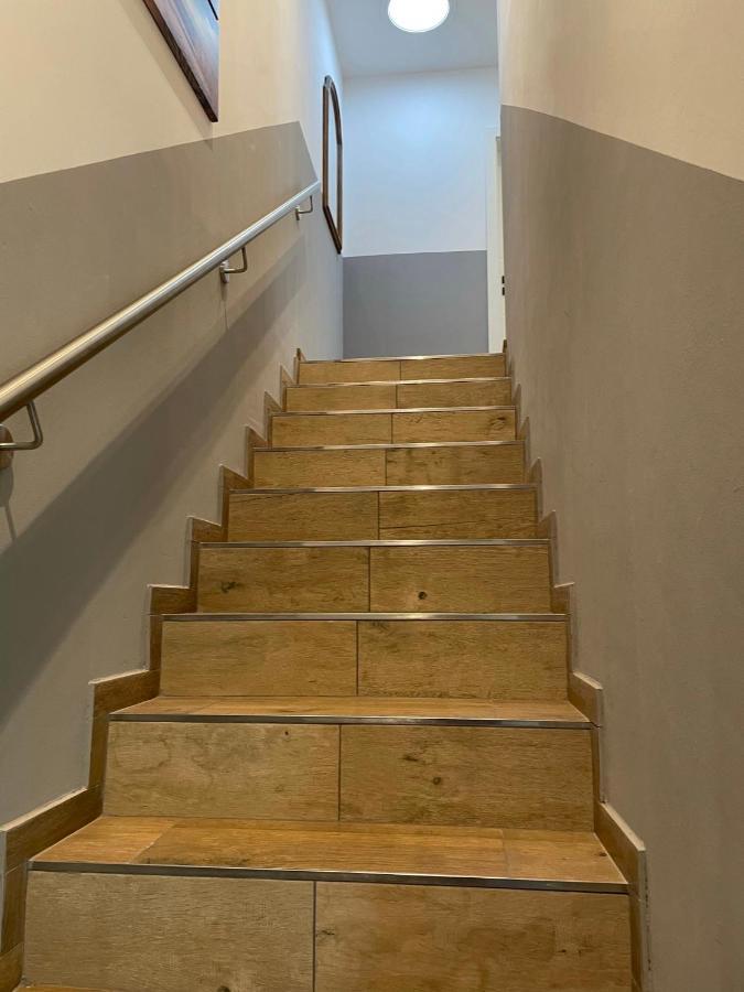 Jahn Apartment