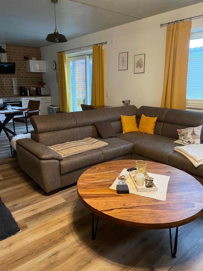 Jahn Apartment